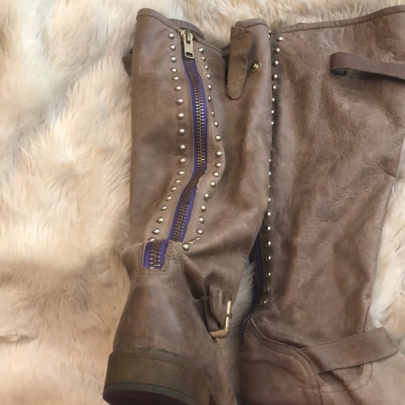 Leather Boots - Picture 3 of 5